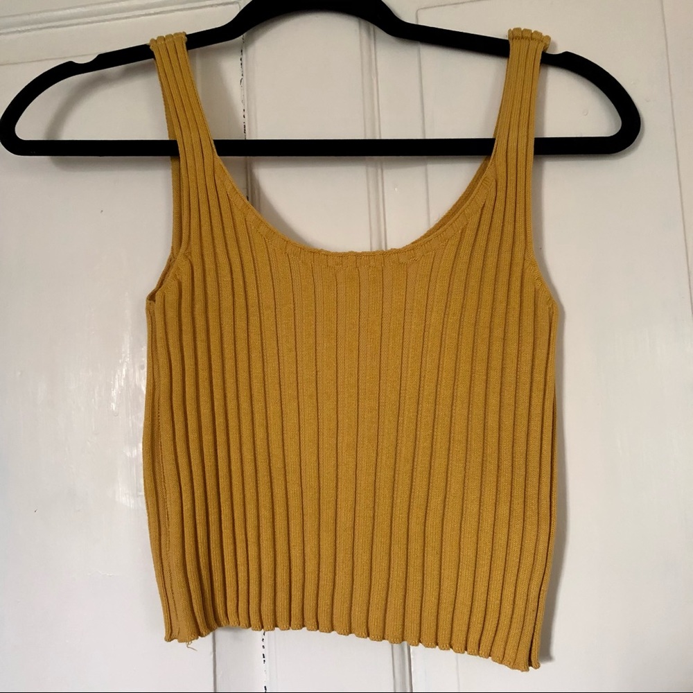 Mustard yellow crop